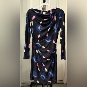 Diane von Furstenberg Silk Dress. Size 4 fits like a 2